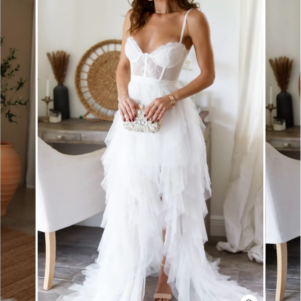 Elegant White Lace Tiered Dress